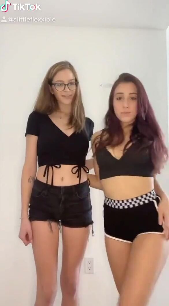 TikTok sluts kissing