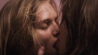 Lesbians: Katie Cassidy kiss scene #1