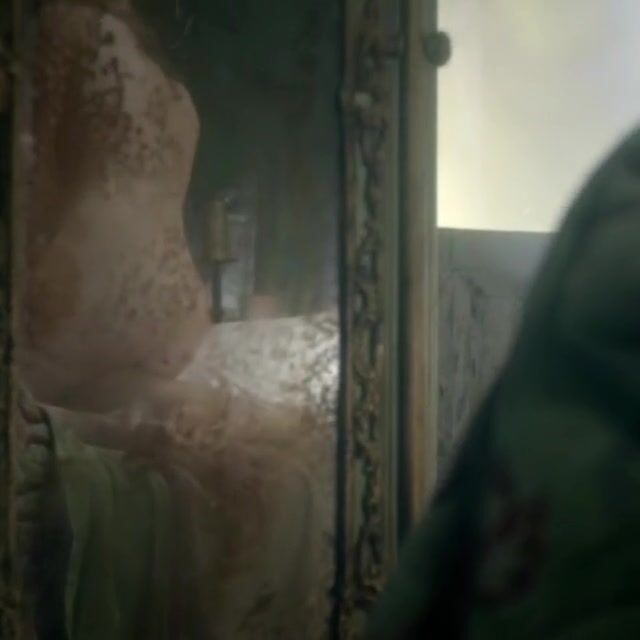 Jessica Parker Kennedy & Nevena Jablanovic - Black Sails - S03e08