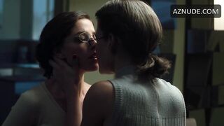 Lesbian Plot: Olivia Thirlby and Kelsey Siepser in The White Orchid (2018) #4