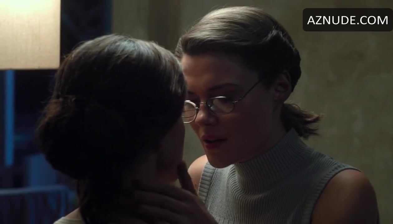 Olivia Thirlby and Kelsey Siepser in The White Orchid (2018)