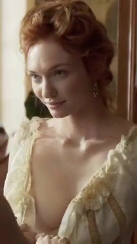 Keira Knightly and Eleanor Tomlinson in Colette 2018