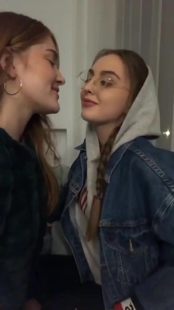 Kiss that reveals many secrets