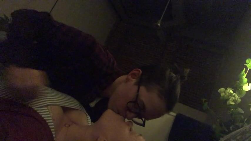 Sometimes ya just gotta make out!