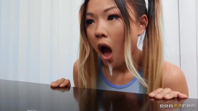 [brazzers] The Pillow Humper Gets Hers - Lulu Chu, Victoria Cakes - December 11, 2020