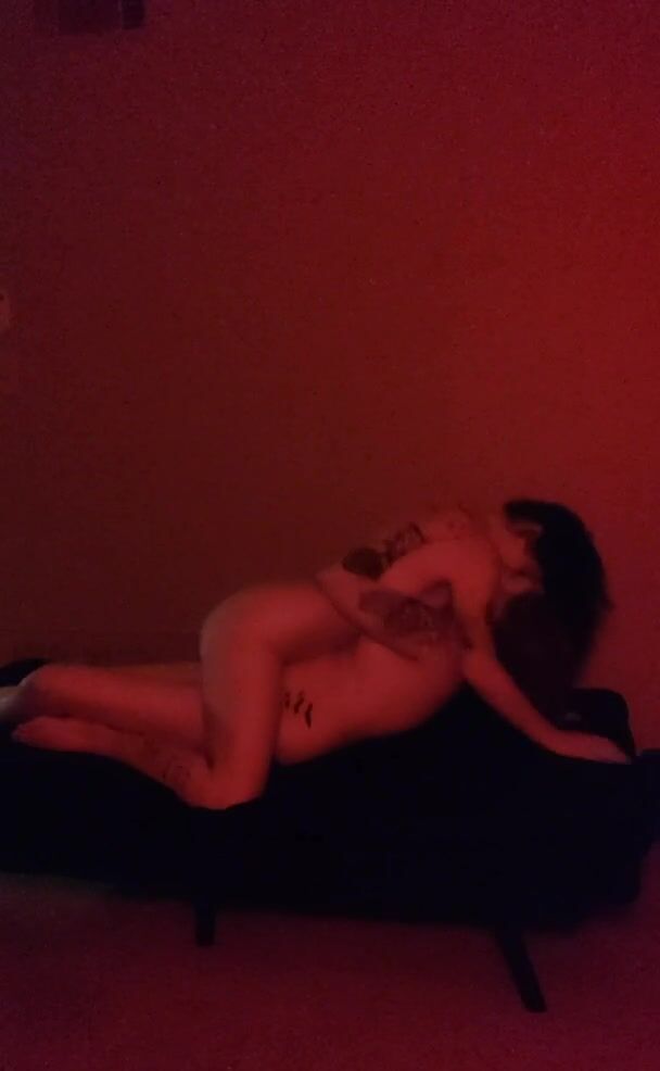 I like being used while wearing the strap ????