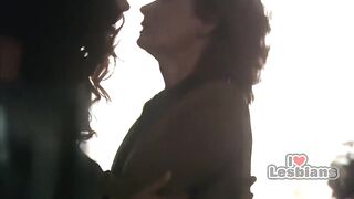 ilovelesbians: Rachel Shelley and Mimi Kuzyk (The L Word - s02e04) *NO MUSIC & AI ENHANCED* #4