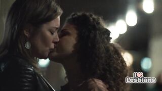 ilovelesbians: Jennie Silfverhjelm & Siham Shurafa (Lea - s01e02) #2