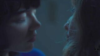 ilovelesbians: Emma Stone & Andrea Riseborough (Battle of the Sexes - Scene #1) *NO MUSIC* #2