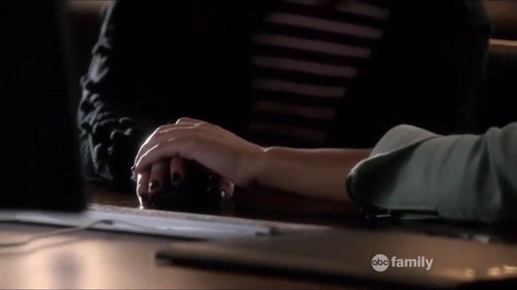 Haley Ramm & Aurora Perrineau (Chasing Life - s02e03 #Scene02)