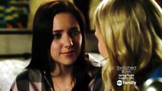 Haley Ramm & Gracie Dzienny (Chasing Life - s01e19 #Scene02)